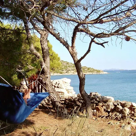 One Bedroom At 500 M Away From The With Sea View Balcony And Wifi * Murter