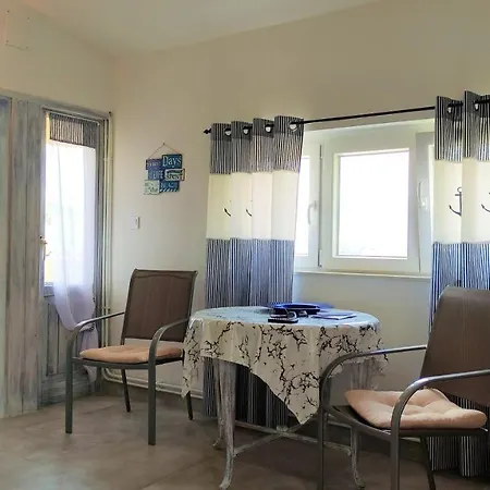 One Bedroom At 500 M Away From The With Sea View Balcony And Wifi *